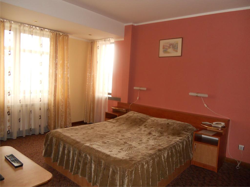 Pensiunea Turistica Europa Drobeta Turnu Severin Room photo